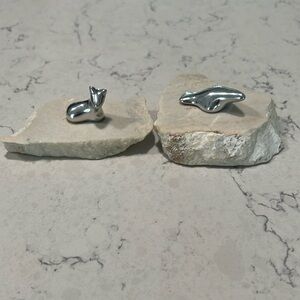 Two hoselton sculptures